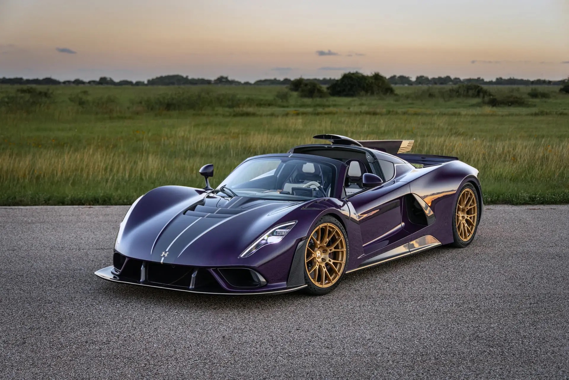 8 Keistimewaan di Hennessey Venom F5-M Berdaya 2.031 DK!