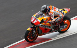 Mesin Baru Honda Masih Bermasalah, Marquez Tetap Fokus