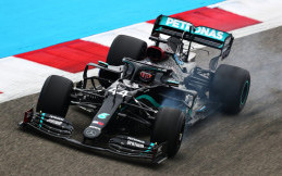 Ban Baru Pirelli Lebih Baik Untuk Keselamatan Pembalap, Ini Kata Toto Wolff