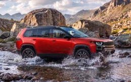 Jeep Cherokee 2027, Varian Trailhawk Makin Garang!