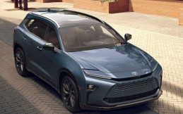 Toyota Crown Signia 2025, Perpaduan Gaya dan Fungsionalitas yang Memukau