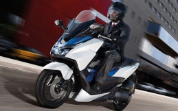 Honda Forza 125 Bisa Jadi Penantang Yamaha NMax dan Lexi