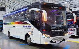 PO Sinar Jaya Luncurkan Bus Baru Bermesin Depan, Pakai Sasis Mercedes-Benz OF 1623