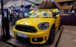 Ganti Warna Mobil dengan Wrapping Nggak Bikin Cat Rusak Kok