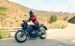 Yamaha XSR700 Legacy Edition Meluncur di EICMA, Memiliki Tampilan Baru 