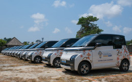  100 Unit Wuling Air ev Jadi Official Car Partner Konferensi Tingkat Tinggi AIS Forum 2023