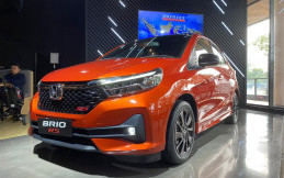 Galeri New Honda Brio RS