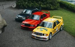 HWA EVO: Restomod Mercedes 190E Era DTM Mulai Dikirim ke Kolektor
