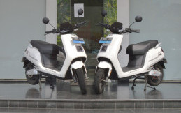 Skutik Listrik Viar N1 dan N2 Resmi Meluncur, Harga Mulai Rp 25 Jutaan