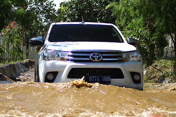 Banjir Melanda, Mobil SUV Bakal Jadi Pilihan?