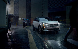 4 Fitur Andalan Mobil Peugeot yang Bisa Digunakan Saat Hujan