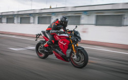 Energica Akan Mengikuti Seri MotoAmerica Super Hoolingans 2023 