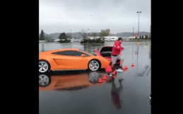 Ferrari F430 Beradu dengan Lamborghini Gallardo, Bagaimana Hasilnya?