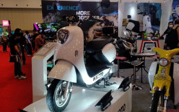 WMoto, Motor Listrik Malaysia Hadir di GIIAS Harga Rp18 Jutaan