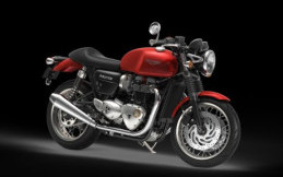 Triumph Tampil Keren Dengan 5 Model dan Pilihan Warna Baru