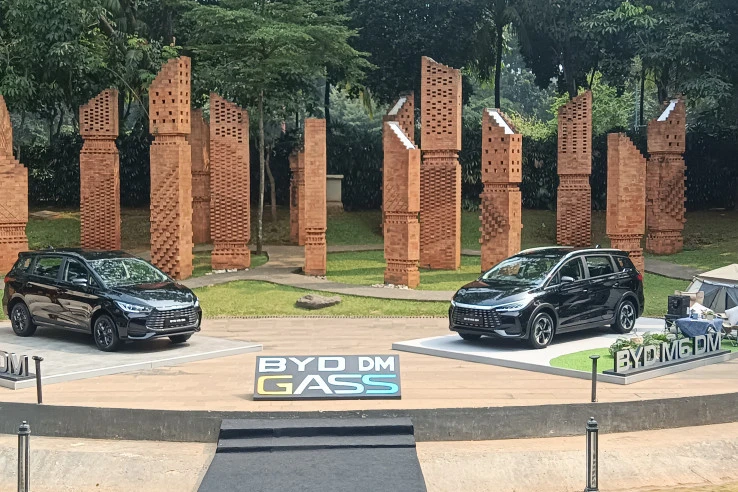 Murah di Kelasnya! BYD M6 DM Dibanderol Rp298 Juta