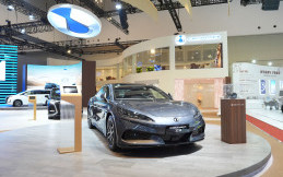 Ini Teknologi DiSus-A yang Tersemat di Mobil Listrik Denza Z9