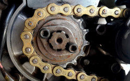 Cara Mengetahui Rantai dan Gear Motor Sudah Haus