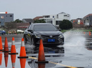 Langkah Bijaksana yang Bisa Dilakukan Pemilik Mobil Kala Musim Hujan Melanda