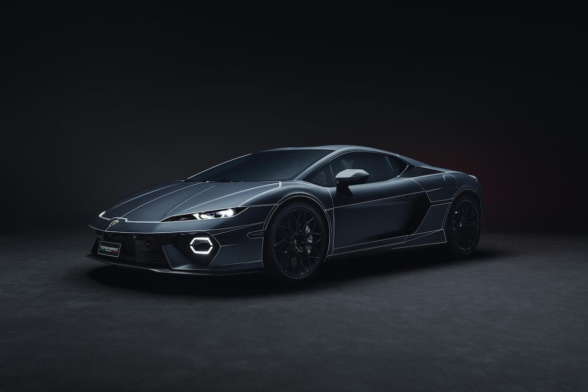 Lamborghini Temerario Edisi Super Langka Berbaju Jas Pinstripe