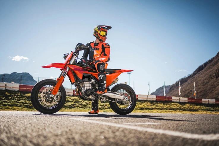 KTM 450 SMR, Raja Supermoto Kini Punya Tampilan Anyar
