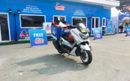 Petugas Siap Antar BBM untuk Pemudik yang Kehabisan Bahan Bakar di Tol