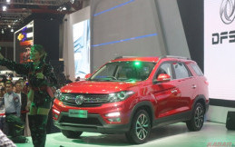 DFSK Glory 560 Diniagakan Dengan Harga Mulai Rp 199 Juta di Surabaya