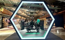 Intip Galeri Vespa GTS Super Tech 250 yang Hadir di Indonesia