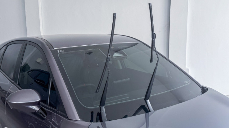 Tips Memosisikan Wiper Saat Mencuci Kaca Mobil, Bisa Dicoba di Rumah