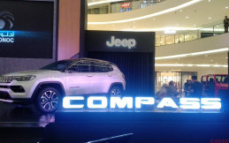 New Jeep Compass Meluncur, Harga Rp700 Jutaan