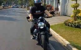 First Ride Moto Guzzi V7 Stone Special Edition - Cruiser Harga Setengah Miliar