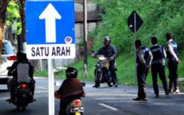 Atasi Kemacetan, Uji Coba Satu Arah Diterapkan di Sejumlah Ruas Jalan Kota Serang 