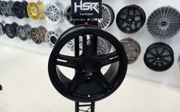 Tidak Bisa Dibeli, HSR Luncurkan Pelek Edisi Spesial Material Forged Magnesium di IIMS 2024