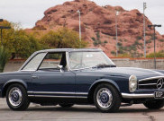 Mobil Mercedes-Benz John Lennon di Video Clip 'Drive My Car' Dilelang Rp 40 miliar