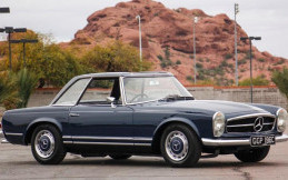 Mobil Mercedes-Benz John Lennon di Video Clip 'Drive My Car' Dilelang Rp 40 miliar
