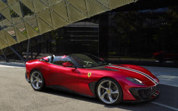 Ferrari SP51 Penuhi Spesifikasi Pesanan Pembeli