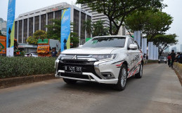 Mitsubishi Outlander PHEV Sudah Laku 27 Unit