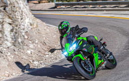 Kawasaki Ninja 650 dan Z650 2023, Kini Mendapatkan Fitur Baru