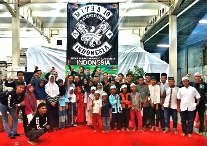 Komunitas Motor Mitra10 Brotherhood Community Peduli Yatim
