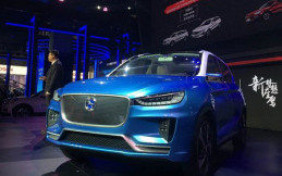 Wow... Jaguar F-Pace Sudah Dibuat Tiruannya
