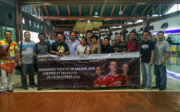 Chevrolet Berangkatkan 4 Pengguna Trax ke Old Trafford Stadium