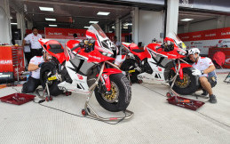 Melihat Lebih Dekat Paddock AHRT di ARRC 2024 Mandalika 