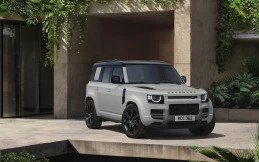 Kebaruan Land Rover Defender 4x4 Bertema Offroader Mewah