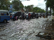 Sudah Paham Perlakukan Motor yang Terendam Banjir? Begini Caranya