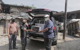 BMW Indonesia Kembali Salurkan Paket Sembako untuk Masyarakat Terdampak Covid-19 