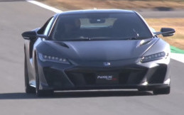 Max Verstappen Dapat Hadiah Honda Acura NSX Type S
