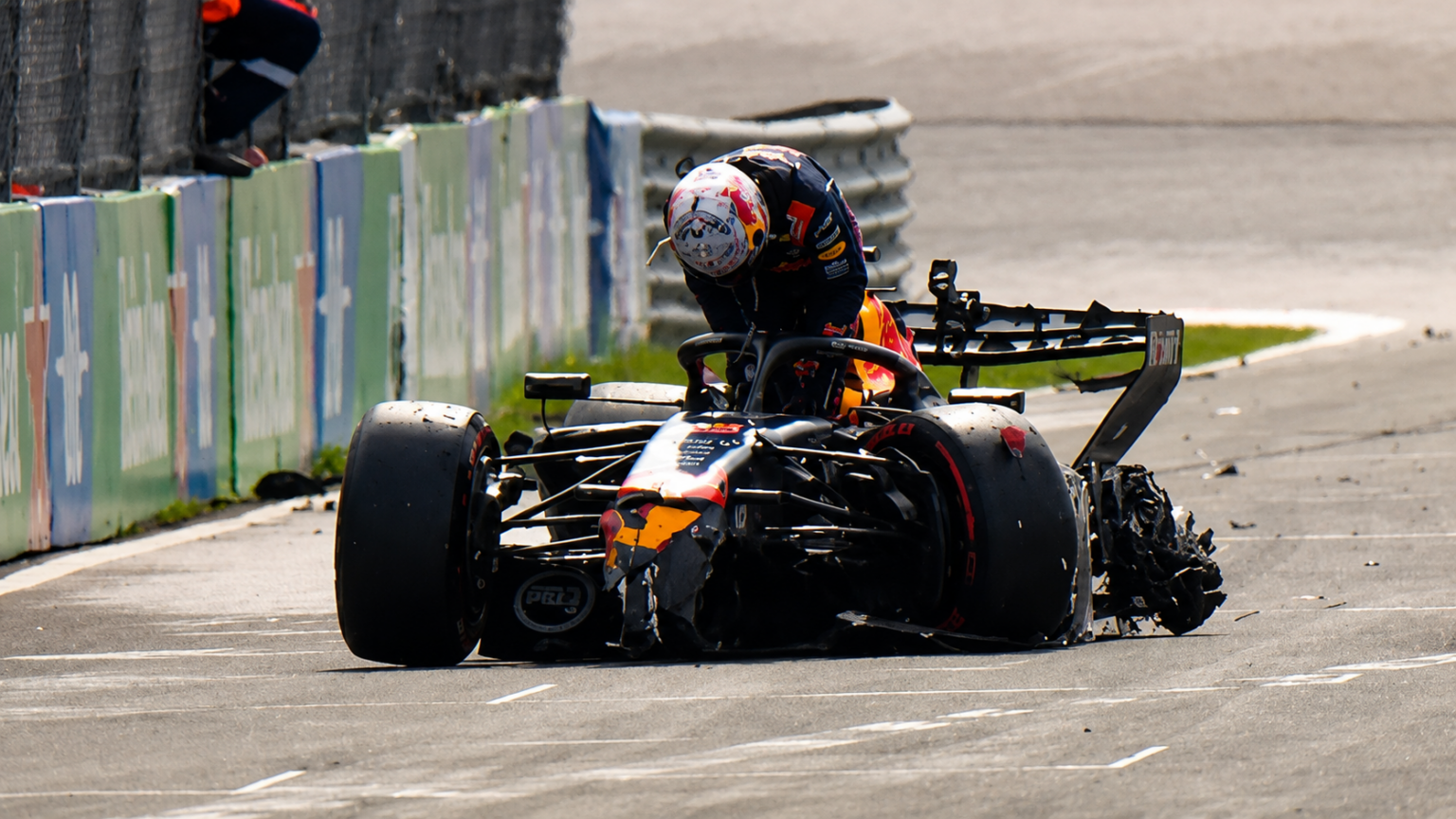 Max Verstappen alami kecelakaan di F1 Belanda, KabarOto, Motorbiscuit