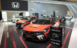 GIIAS 2023, Honda Pajang Civic Type R dengan Konsep Desain Livery TCR Series 