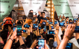 Marc Marquez Hadir di Jakarta Sapa Penggemar  