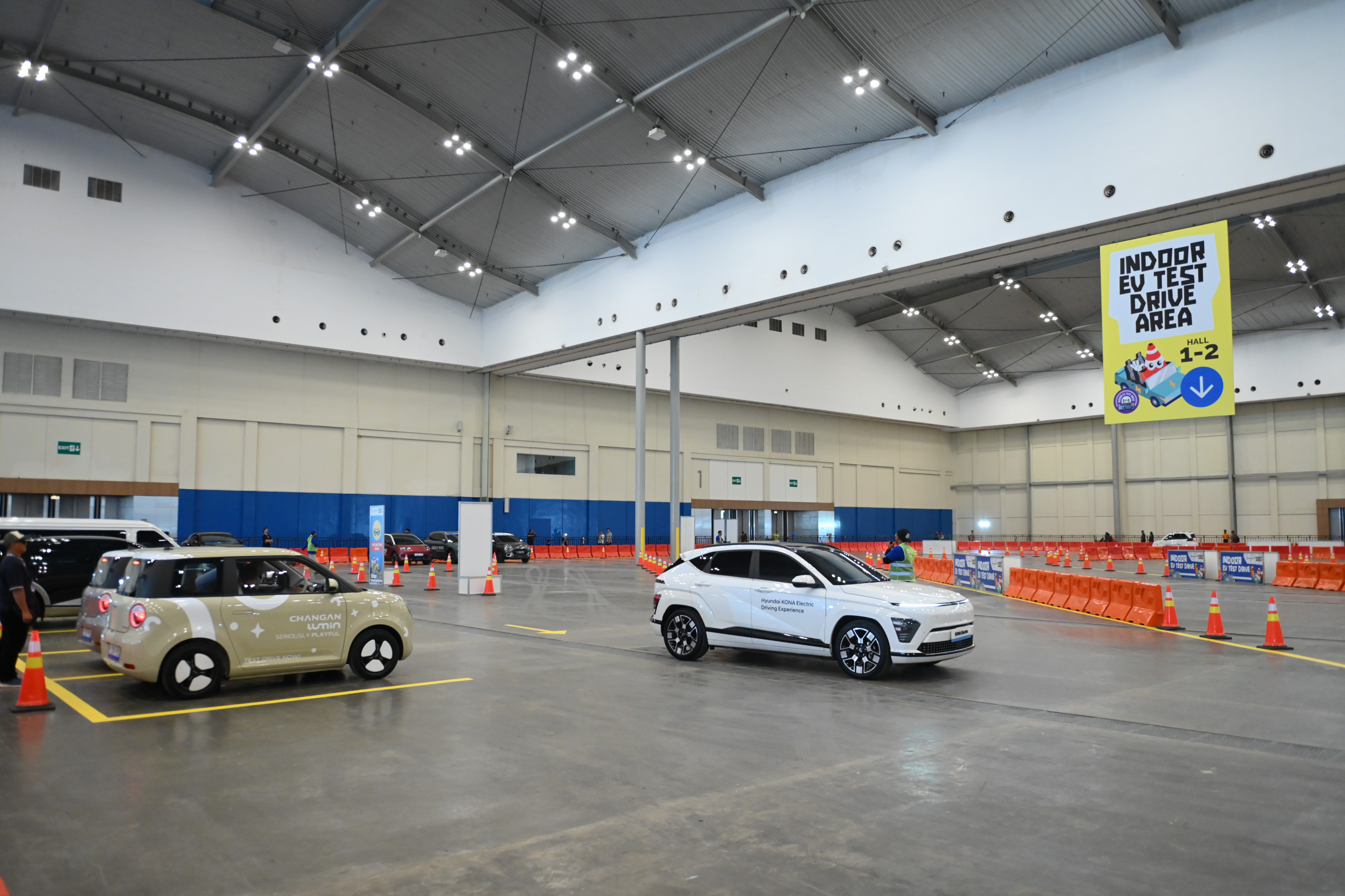 Daftar Kendaraan Listrik Ini Bisa Dicoba di Area Indoor GJAW 2025